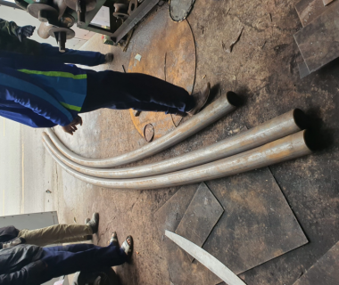 Năng lực gia công uốn ống thép số lượng lớn tại xưởng