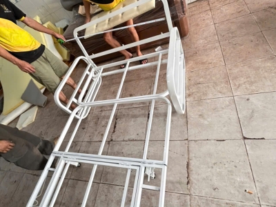 Đơn vị chuyên nhận gia công bàn ghế sắt giá rẻ